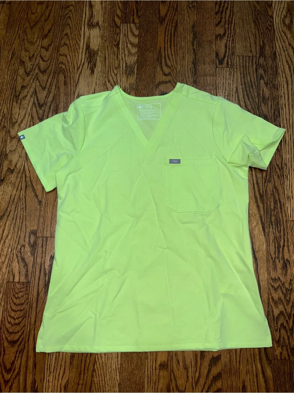 FIGS Lime Green Scrub Set Top M Pants M/P NWT/NWOT V-Neck Scrub Top & Drawstring